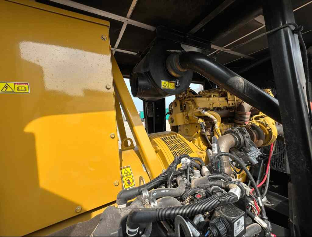 Caterpillar XQ230 Trailer Mounted Diesel Generator